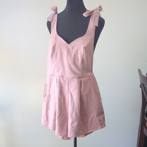 Mi Ami Soft Pink Romper With Bowtie Straps Size Small